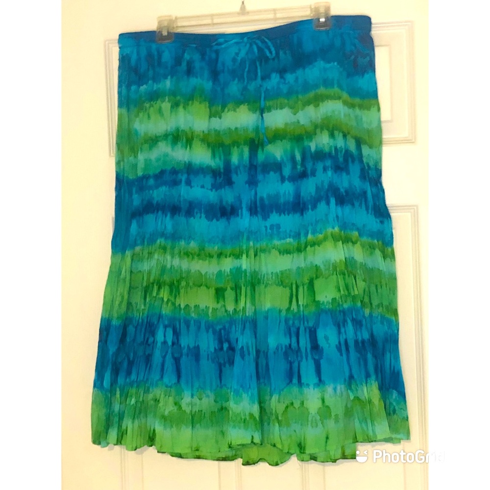 Dress Barn Woman - Women’s Midi Skirt (New Without Tags)